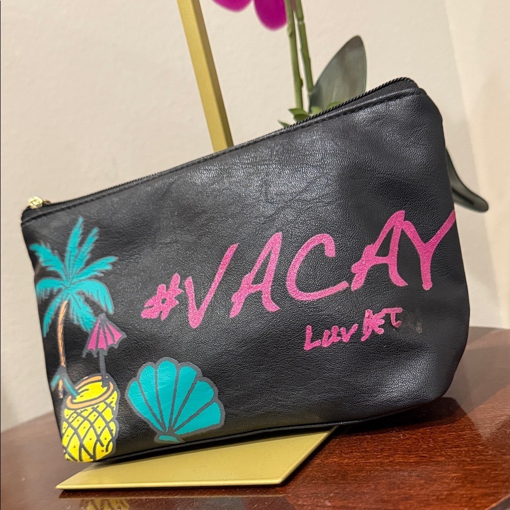 Black Vacay Clutch Betsey Johnson cosmetic case bag zipper pouch weekend purse - Picture 2 of 8
